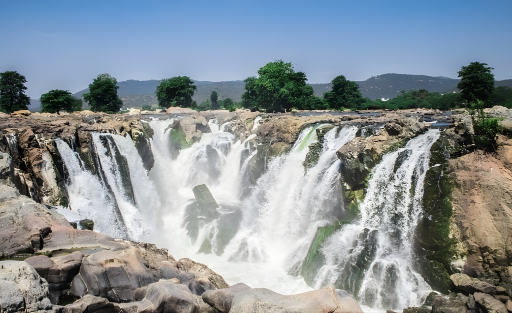 Hogenakkal Falls